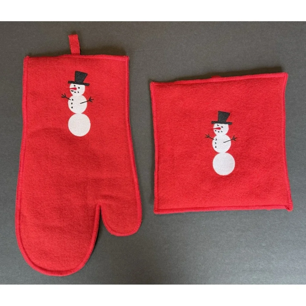 Crate & Barrel CHRISTMAS SNOWMAN Oven Mitt & Pot Holder Red Wool/Felt - Set of 2